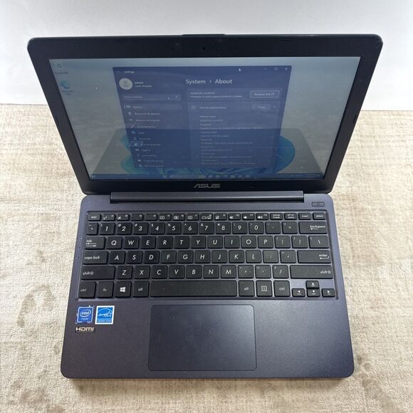 ASUS Vivobook 12 11.6" Touch Laptop Intel 60GB SD 4Gb RAM Win 11 - Picture 4 of 10